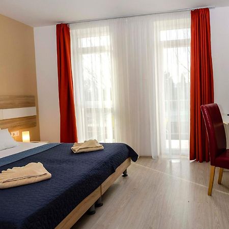 Hotel Pallone Balatonfüred Buitenkant foto