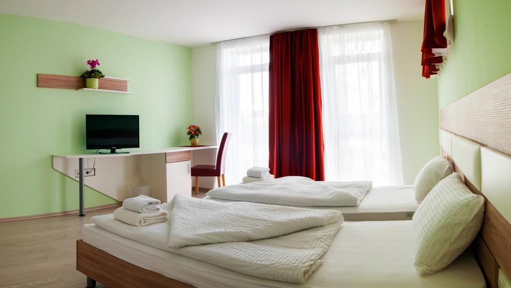 Hotel Pallone Balatonfüred Kamer foto