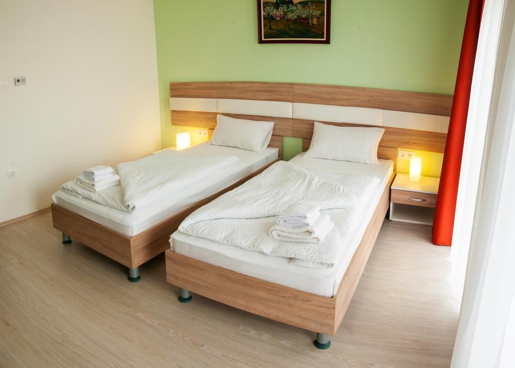 Hotel Pallone Balatonfüred Kamer foto